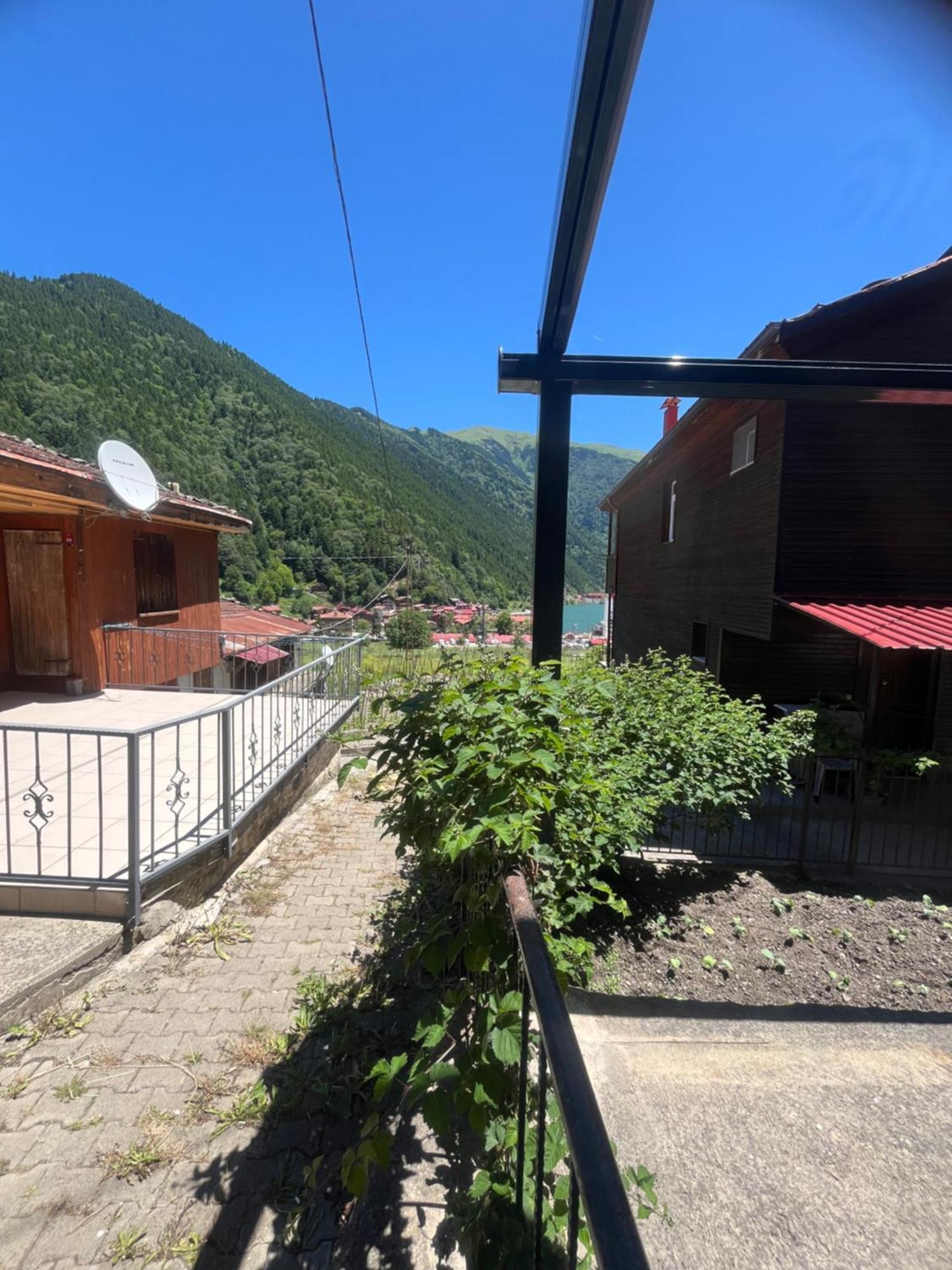Karenes Kuzey Pansiyon Caykara Exterior photo